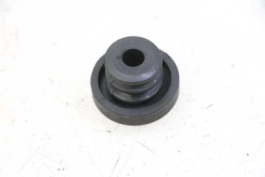 photo de BOUCHON VASE EXPANSION SUZUKI BURGMAN 125 (2015 - 2017)