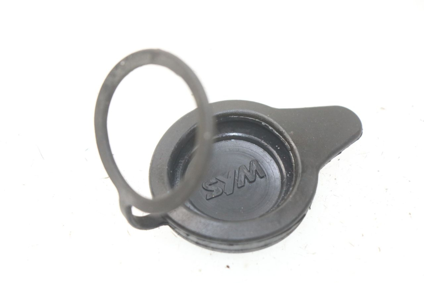 photo de BOUCHON VASE EXPANSION SYM GTS EFI ABS 125 (2012 - 2016)