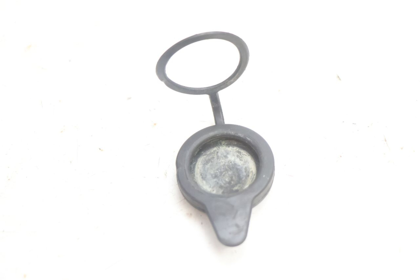 photo de BOUCHON VASE EXPANSION HONDA VFR FI RC46 800 (1998 - 2001) - Zoom état d’usage