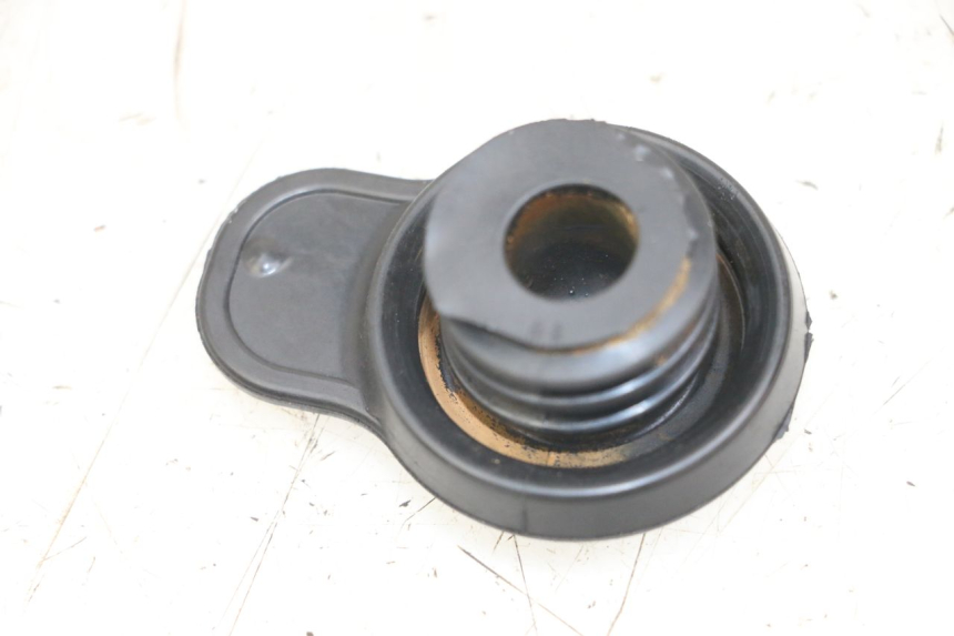 photo de BOUCHON VASE EXPANSION YAMAHA X-MAX XMAX 250 (2006 - 2009)