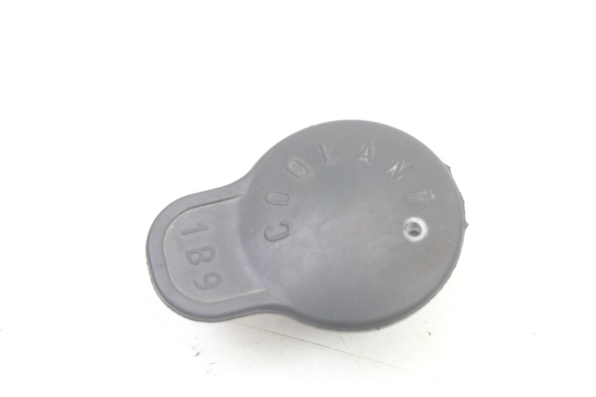 photo de BOUCHON VASE EXPANSION YAMAHA X-MAX XMAX 125 (2010 - 2014)