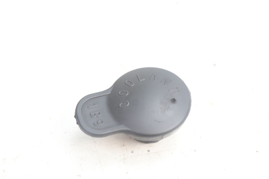 photo de BOUCHON VASE EXPANSION YAMAHA XMAX X-MAX 125 (2006 - 2009) - Vue principale
