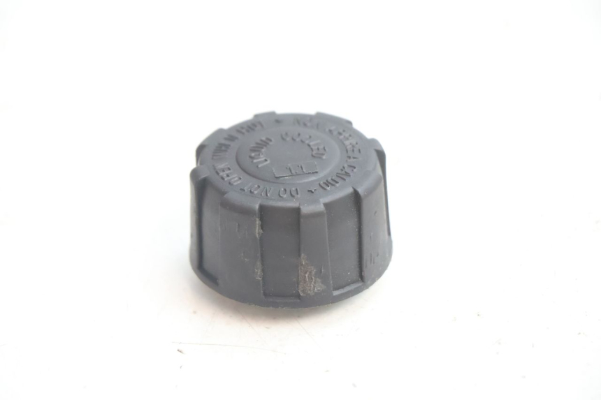 photo de BOUCHON VASE EXPANSION PIAGGIO X9 EVOLUTION 125 (2003 - 2007) - Détail de la pièce