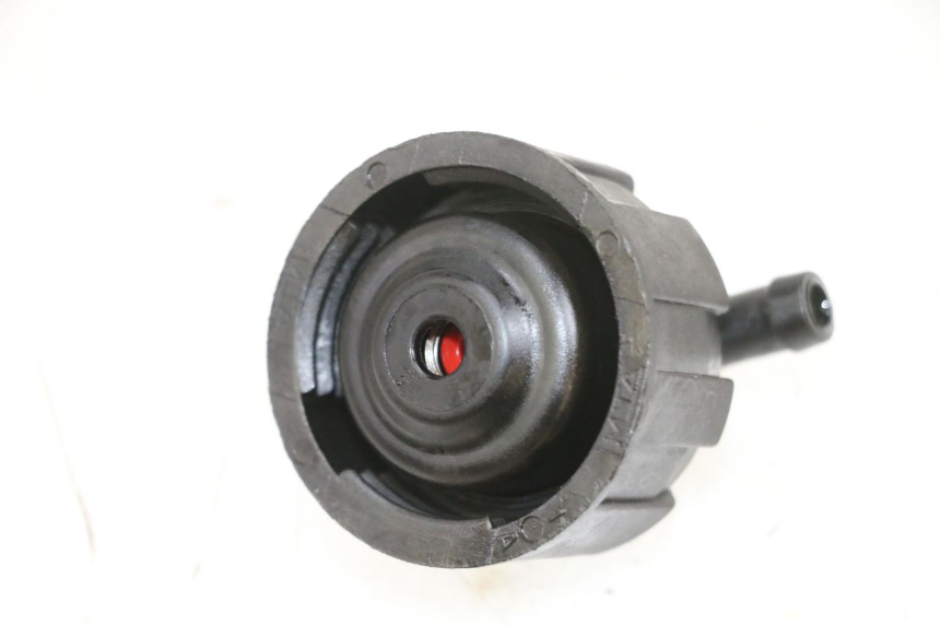 photo de BOUCHON VASE EXPANSION YAMAHA YP MAJESTY 125 (2002 - 2006) - Détail de la pièce