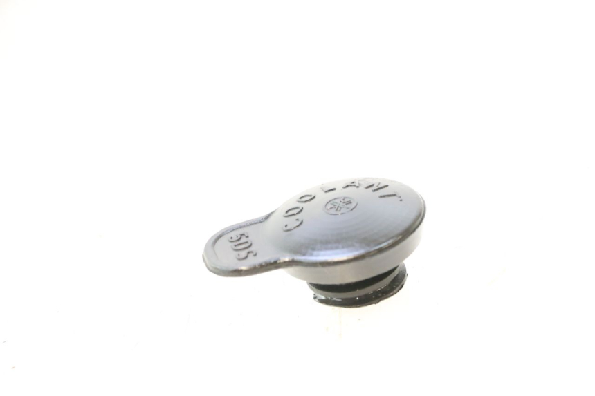 photo de BOUCHON VASE EXPANSION YAMAHA YP MAJESTY 125 (1998 - 2001) - Vue principale