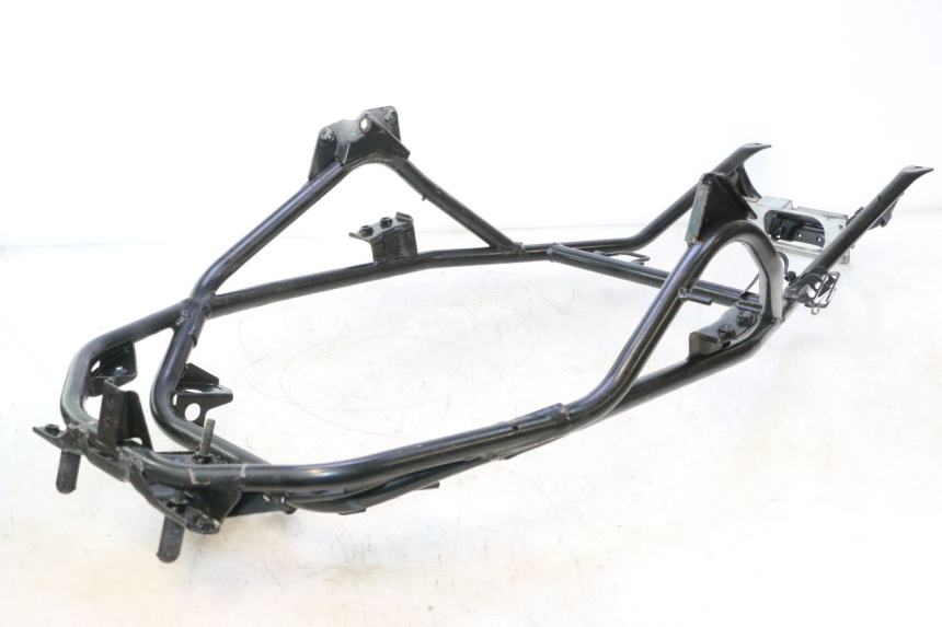 photo de BOUCLE CADRE ARRIERE SUZUKI BURGMAN EXECUTIVE ABS 650 (2006 - 2012) - Points de fixation