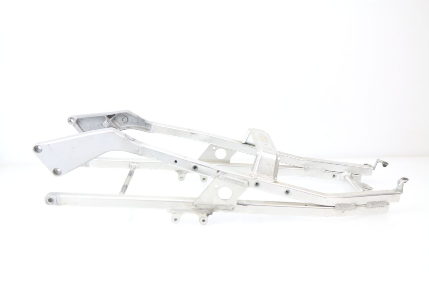 photo de BOUCLE CADRE ARRIERE HONDA CBR 929 RR FIREBLADE 900 (2000 - 2001) - Zoom état d’usage