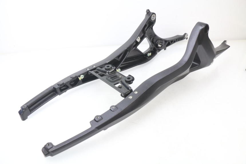 photo de BOUCLE CADRE ARRIERE DUCATI M796 MONSTER 796 (2010 - 2014)