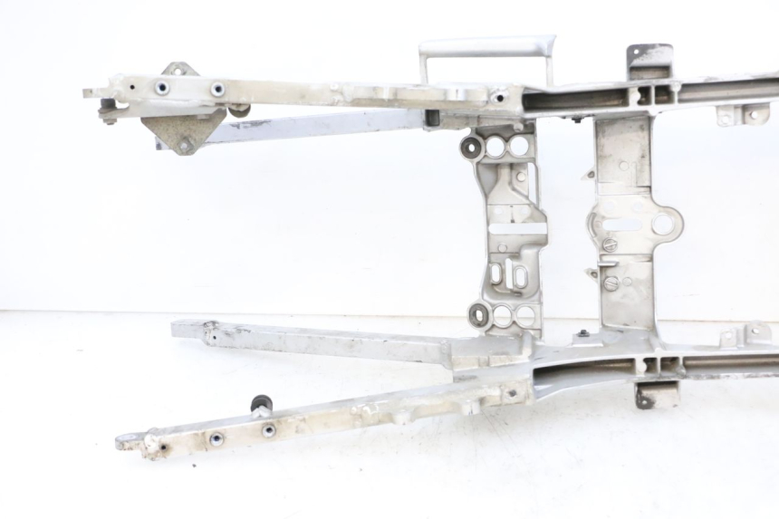 photo de BOUCLE CADRE ARRIERE YAMAHA FJR ABS 1300 (2006 - 2012) - Zoom état d’usage