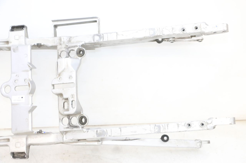 photo de BOUCLE CADRE ARRIERE YAMAHA FJR ABS 1300 (2006 - 2012) - Détails caractéristiques