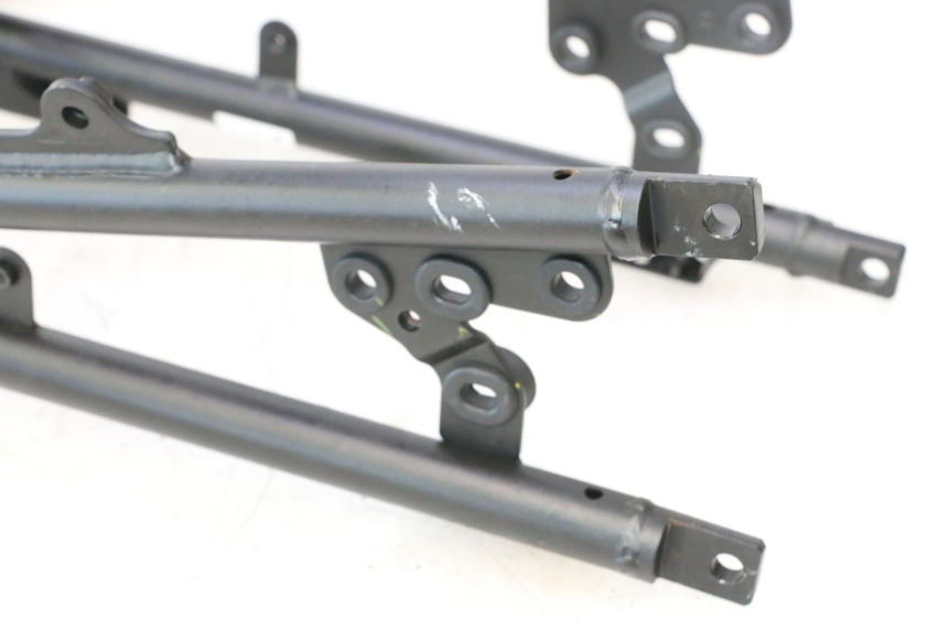 photo de BOUCLE CADRE ARRIERE YAMAHA FZ8 800 (2010 - 2016) - Détail de la pièce