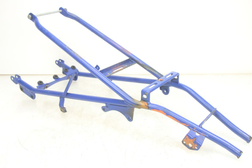 photo de BOUCLE CADRE ARRIERE GILERA RK 50 (1996 - 1999)