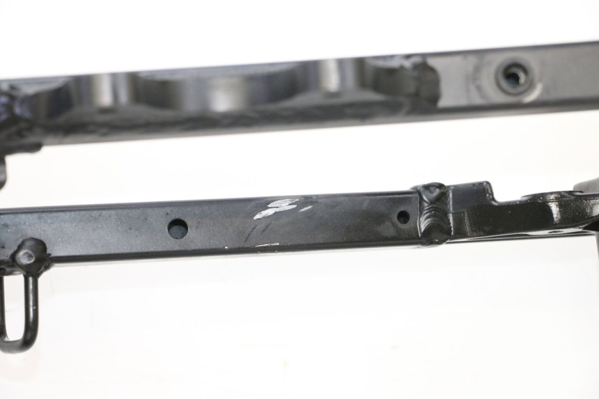 photo de BOUCLE CADRE ARRIERE SUZUKI GSXR GSX-R 1000 (2003 - 2004) - Zoom état d’usage