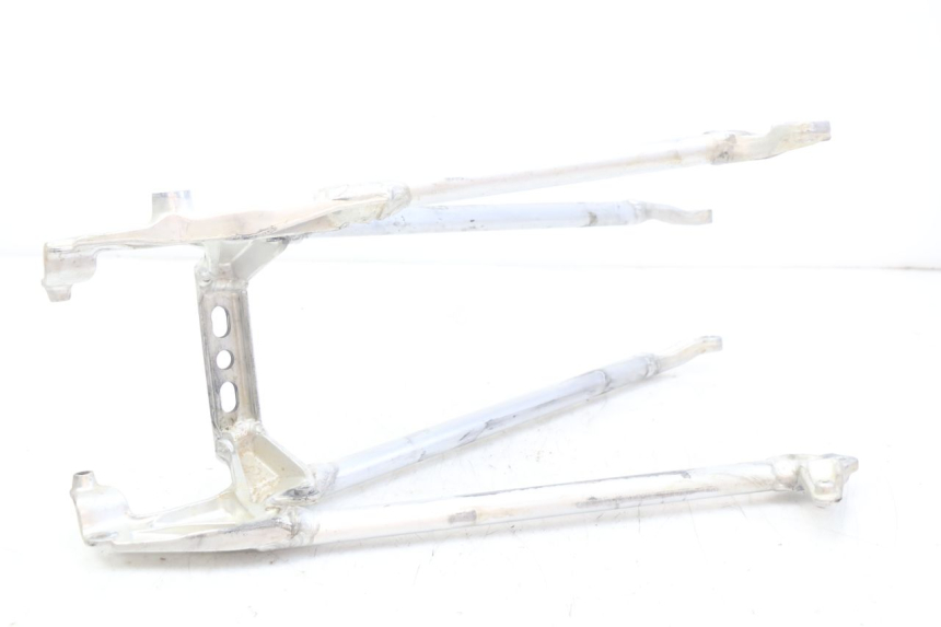 photo de BOUCLE CADRE ARRIERE HONDA CRF 250 (2010 - 2013)