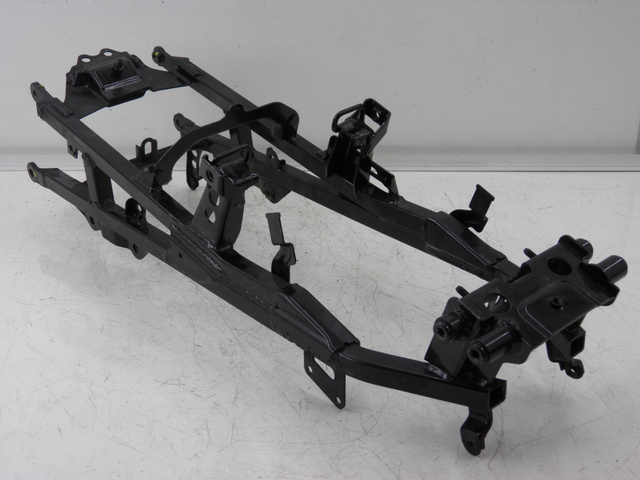 photo de BOUCLE CADRE ARRIERE KYMCO QUANNON NAKED 125 (2010)
