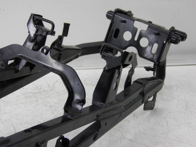 photo de BOUCLE CADRE ARRIERE KYMCO QUANNON NAKED 125 (2010)