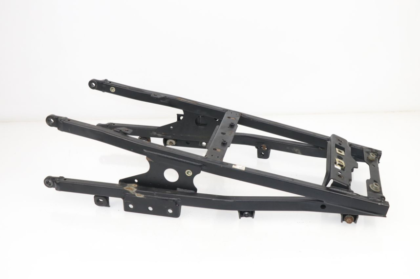 photo de BOUCLE CADRE ARRIERE TRIUMPH SPRINT RS 955 (2000 - 2001)