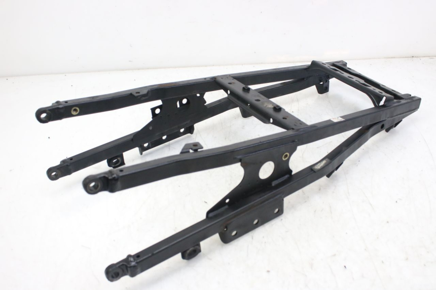 photo de BOUCLE CADRE ARRIERE TRIUMPH SPRINT ST 955 (1999 - 2001)