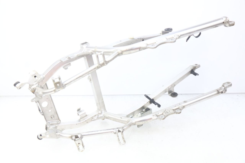 photo de BOUCLE CADRE ARRIERE SUZUKI TLS TL S 1000 (1997 - 2001)