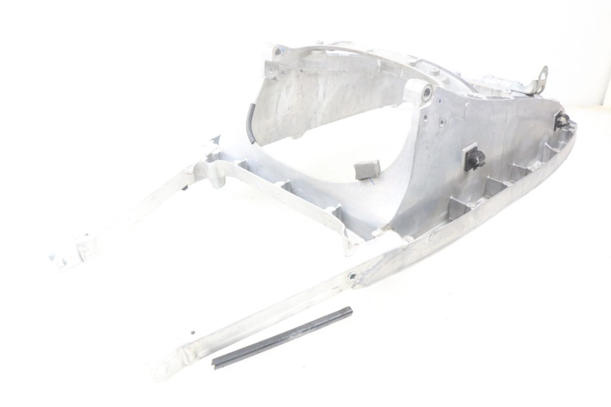 photo de BOUCLE CADRE ARRIERE YAMAHA XP T-MAX TMAX 500 (2008 - 2012)