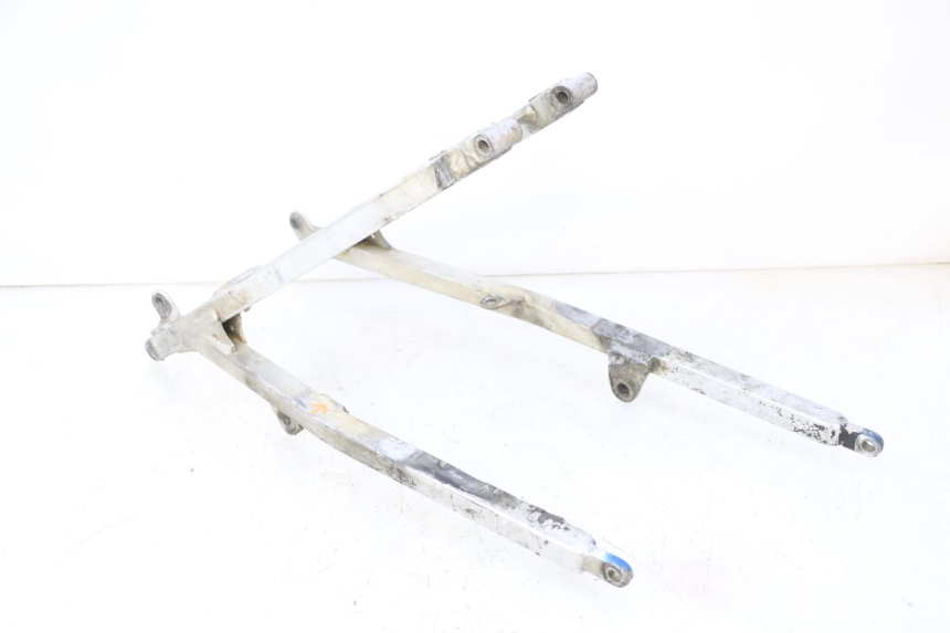 photo de BOUCLE CADRE ARRIERE YAMAHA YZ 125 (1998 - 2005)