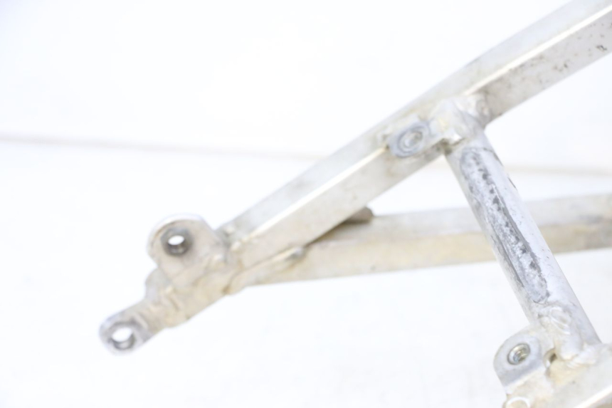photo de BOUCLE CADRE ARRIERE YAMAHA YZ 125 (1998 - 2005)