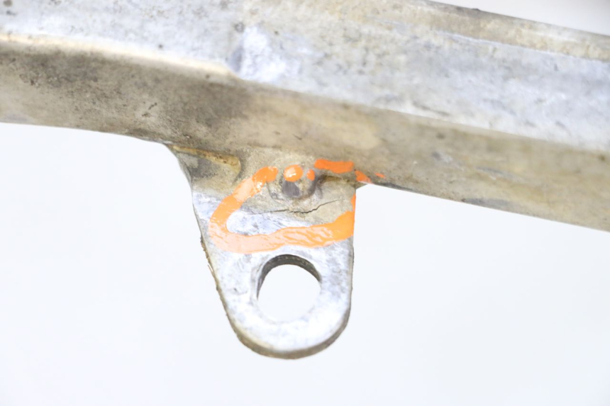 photo de BOUCLE CADRE ARRIERE YAMAHA YZ 125 (1998 - 2005)