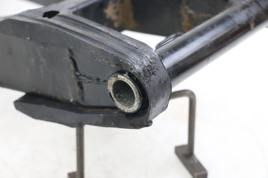 photo de Swingarm HYOSUNG GV AQUILA 125 (2000 - 2004) - Zoom état d’usage