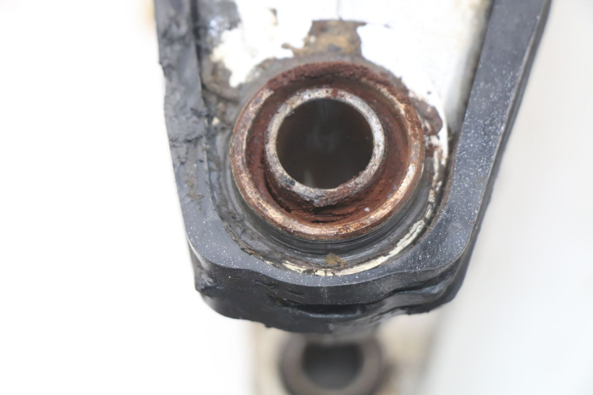 photo de BRAS OSCILLANT HONDA CR 125 (1989 - 1991) - Autre angle de vue