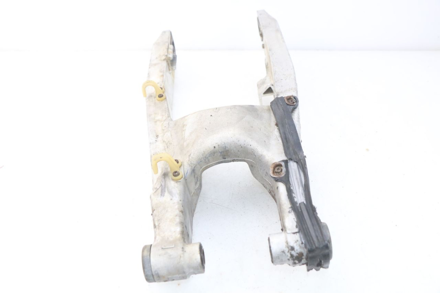 photo de BRAS OSCILLANT HONDA CR 125 (1989 - 1991) - Gros plan technique