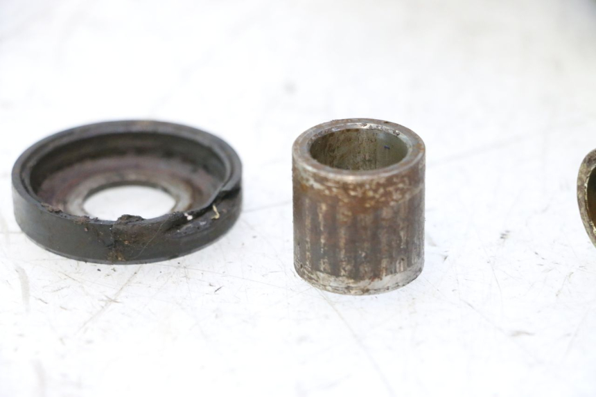 photo de BRAS OSCILLANT SUZUKI DR S 600 (1985 - 1989) - Points de fixation