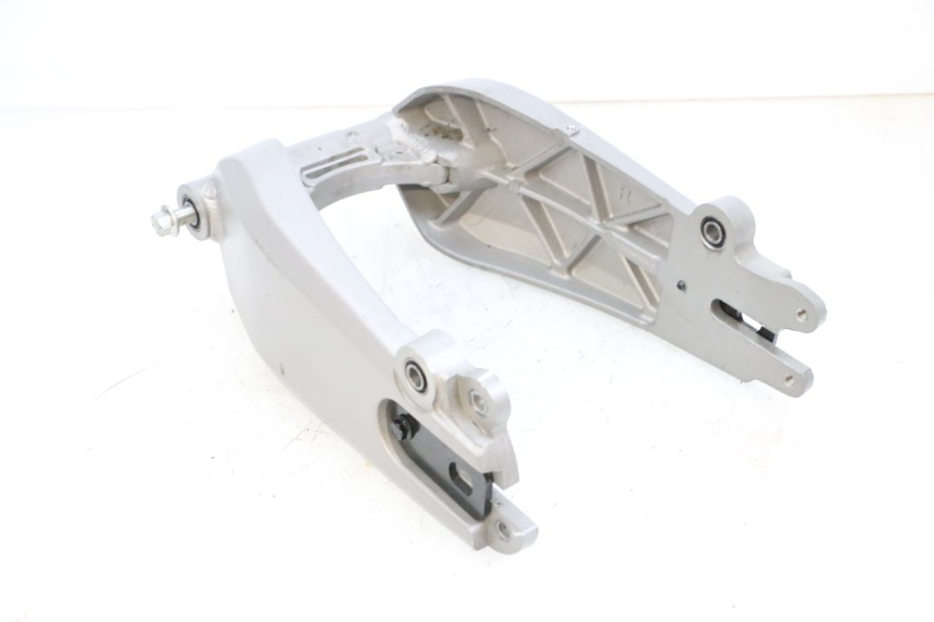 photo de BRAS OSCILLANT SEGWAY NINEBOT E125S 1 (2022 - 2026) - Gros plan technique