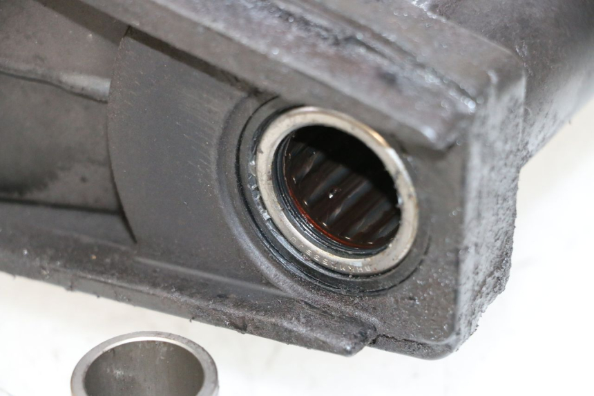 photo de BRAS OSCILLANT SUZUKI GSR 750 (2011 - 2017)
