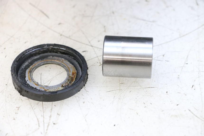 photo de BRAS OSCILLANT SUZUKI GSXR GSX-R 1000 (2003 - 2004) - Autre angle de vue