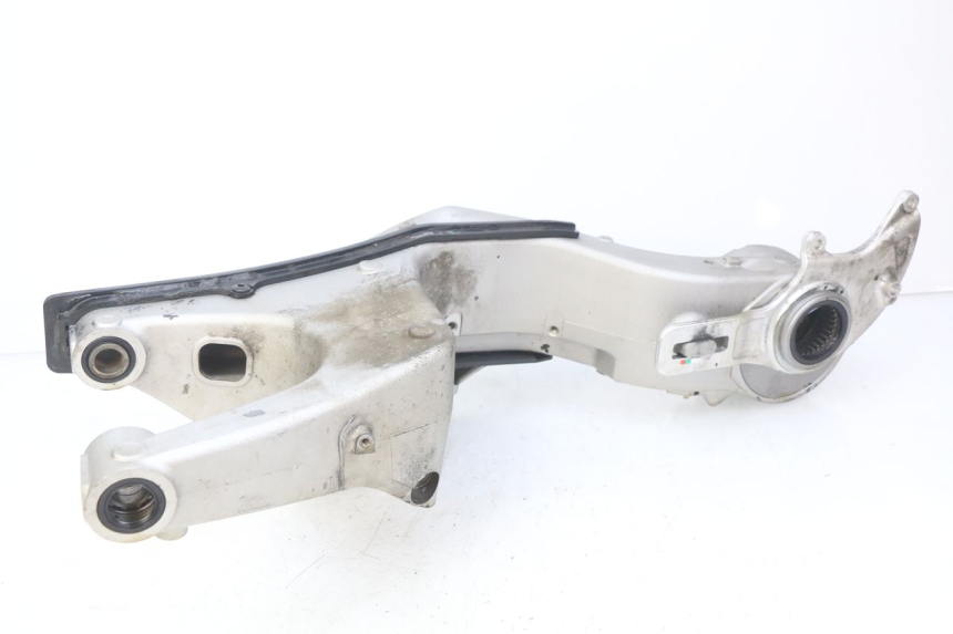 photo de BRAS OSCILLANT HONDA CB R 1000 (2018 - 2023)