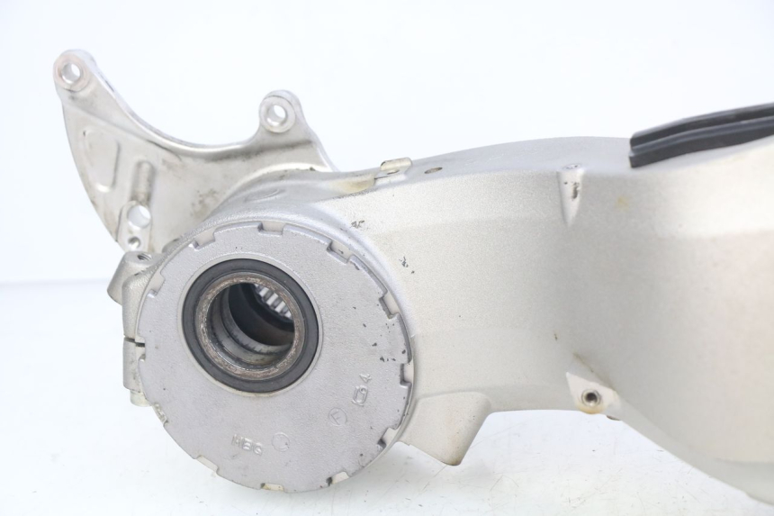 photo de BRAS OSCILLANT HONDA CB R 1000 (2018 - 2023)