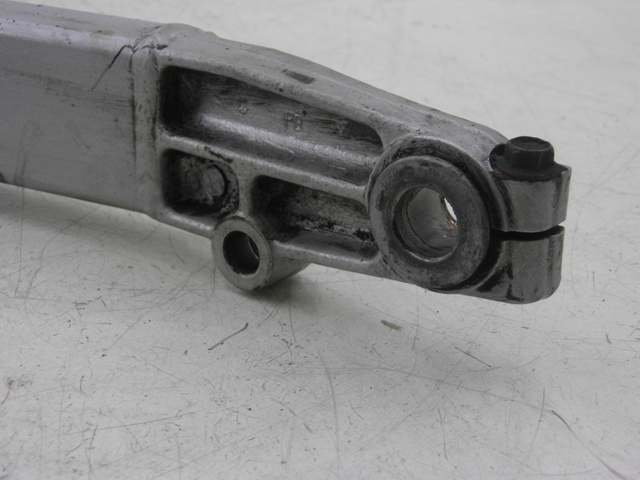 photo de BRAS OSCILLANT HONDA NTV DEAUVILLE 650 (2001 - 2006)