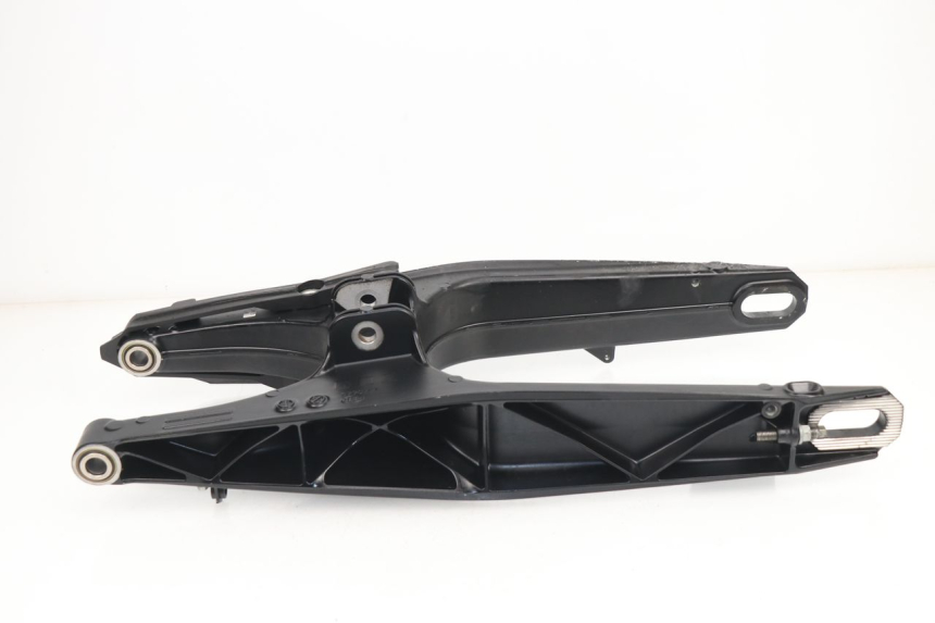 photo de BRAS OSCILLANT HUSQVARNA SVARTPILEN 701 690 (2019 - 2020)