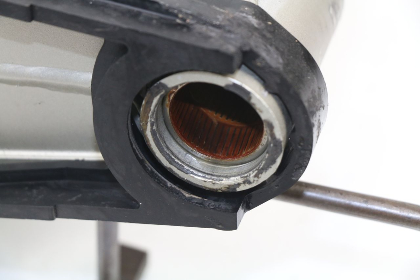 photo de BRAS OSCILLANT KAWASAKI ZZR 600 (1995 - 2004)