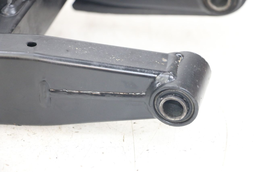 photo de BRAS OSCILLANT RIEJU MRT 50 (2018 - 2021)