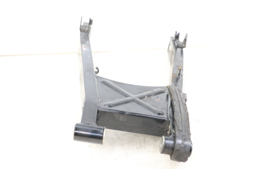 photo de BRAS OSCILLANT SUZUKI GZ MARAUDER 125 (1998 - 2004)