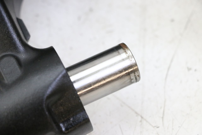 photo de BRAS OSCILLANT YAMAHA TRACER 7 700 (2020 - 2024) - Zoom état d’usage