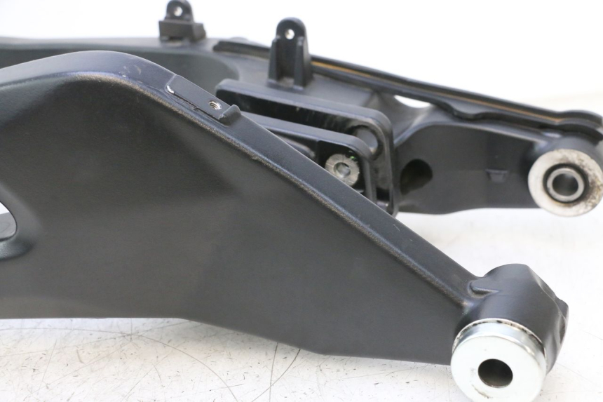 photo de BRAS OSCILLANT YAMAHA TRACER 7 700 (2020 - 2024) - Points de fixation