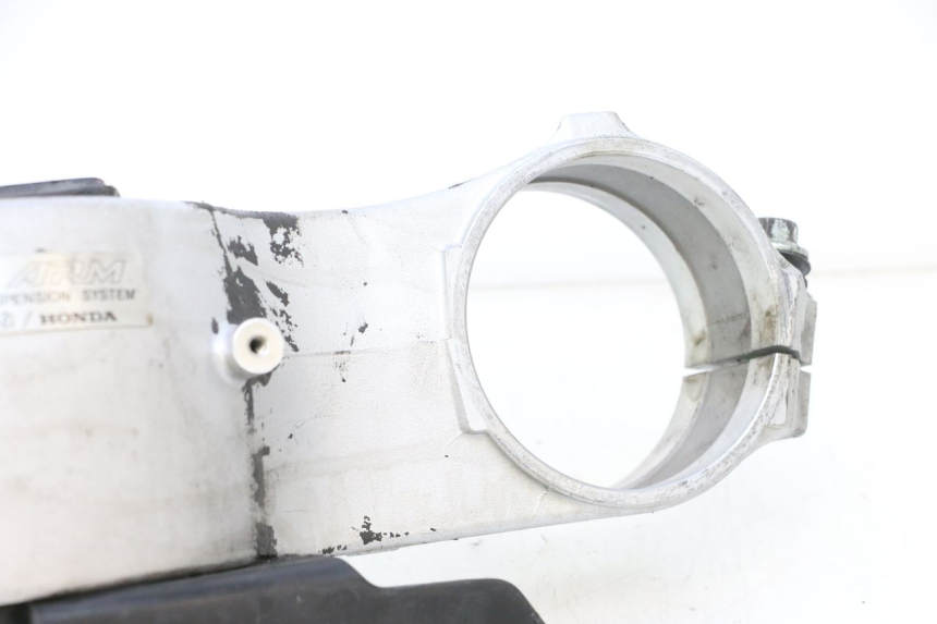 photo de BRAS OSCILLANT HONDA VFR FI RC46 800 (1998 - 2001) - Zoom état d’usage
