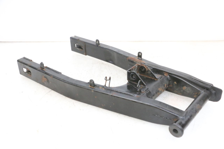 photo de BRAS OSCILLANT DAELIM VJ ROADWIN FI 125 (2008 - 2017) - Points de fixation