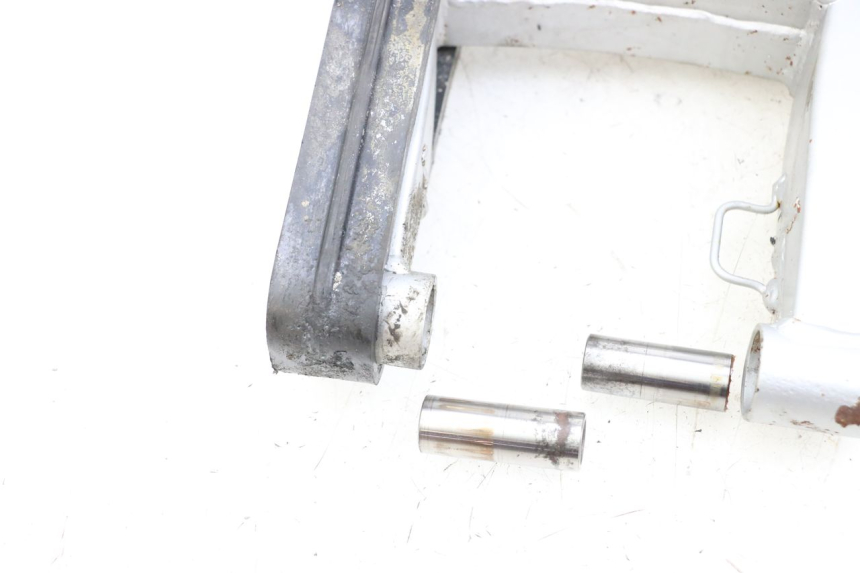 photo de Swingarm HYOSUNG XRX 125 (2000 - 2008)