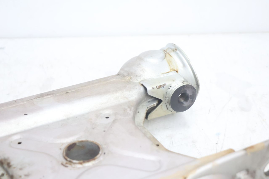photo de BRAS OSCILLANT YAMAHA XV VIRAGO 535 (1988 - 2004) - État de surface