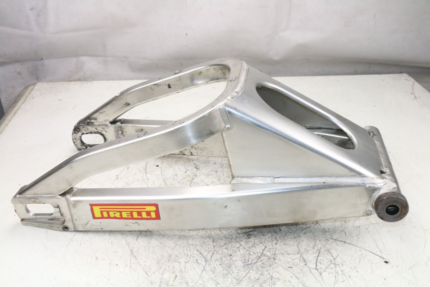 photo de BRAS OSCILLANT YAMAHA YZF R1 1000 (1998 - 1999)