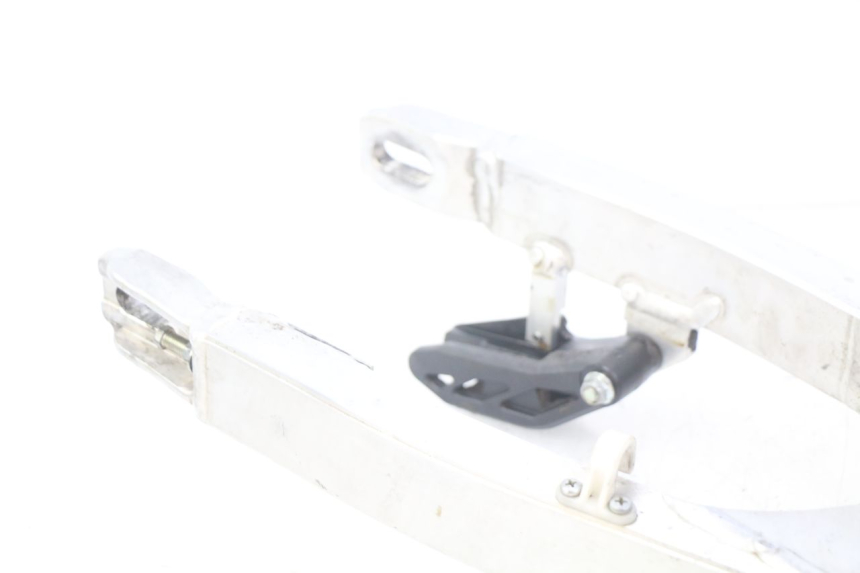 photo de BRAS OSCILLANT YAMAHA YZ 85 (2019 - 2021) - Détails caractéristiques