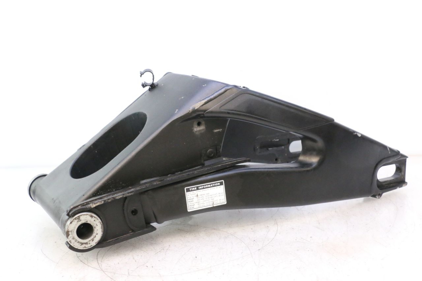 photo de BRAS OSCILLANT YAMAHA YZF R6 600 (2008 - 2009) - Gros plan technique